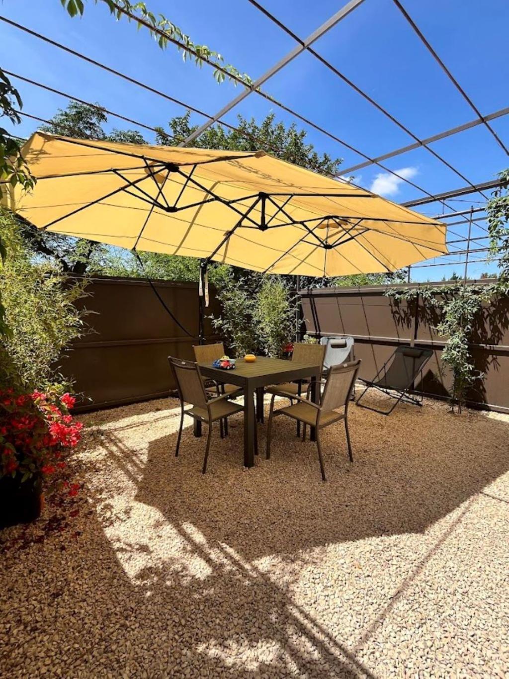 佩尔纳勒丰泰纳La Provence Avec Piscine Privative En Campagne公寓 外观 照片